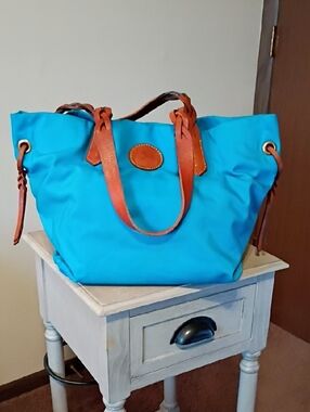 Dooney And Bourkey Women's Tote, Nylon Blue; Fire Red Interior GORGEOUS NO Calls